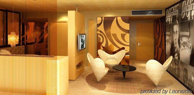 فندق ري! @ بيرلز هل سنغافورة الغرفة الصورة